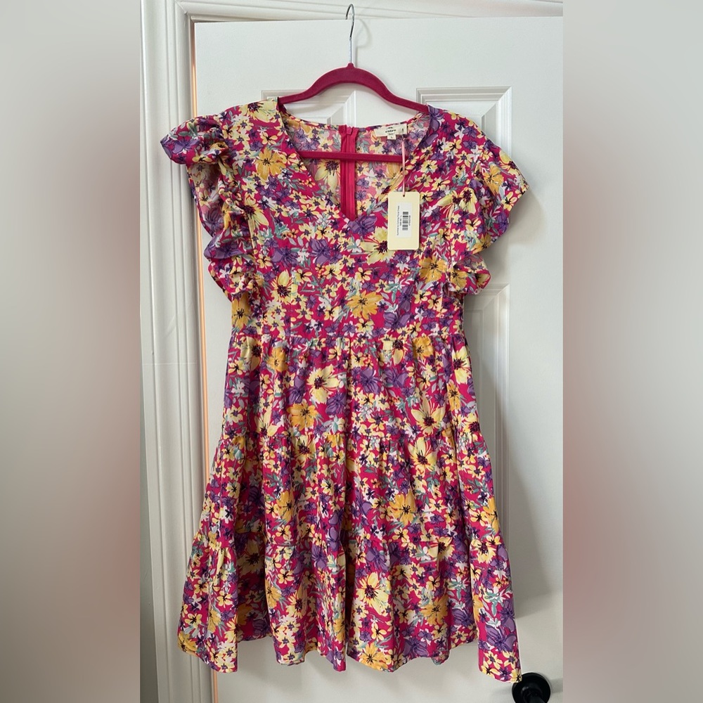 Beautiful brand new with tags, large floral dress.